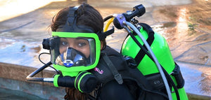 SCUBA DIVING WITH FULL FACE MASK